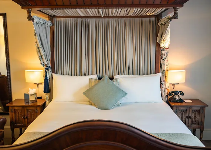 The Red Lion Hotel Hillingdon